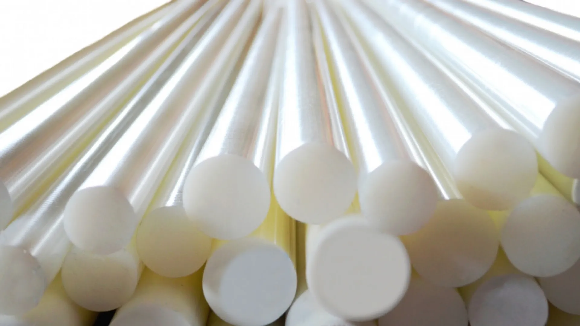 Стержень капролоновый ПА 6-МГ