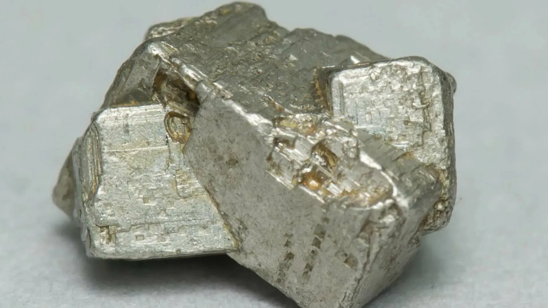 Платина Тип: слиток  ПлА-2