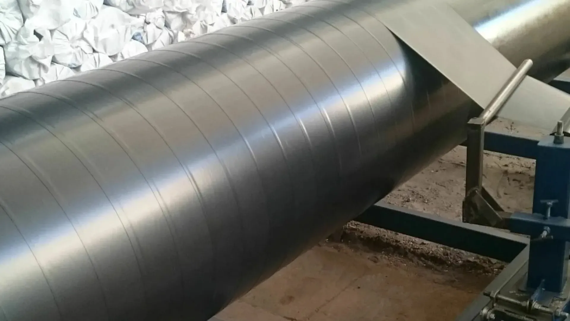 Пленка для изоляции полимерно-битумная труба электросварная